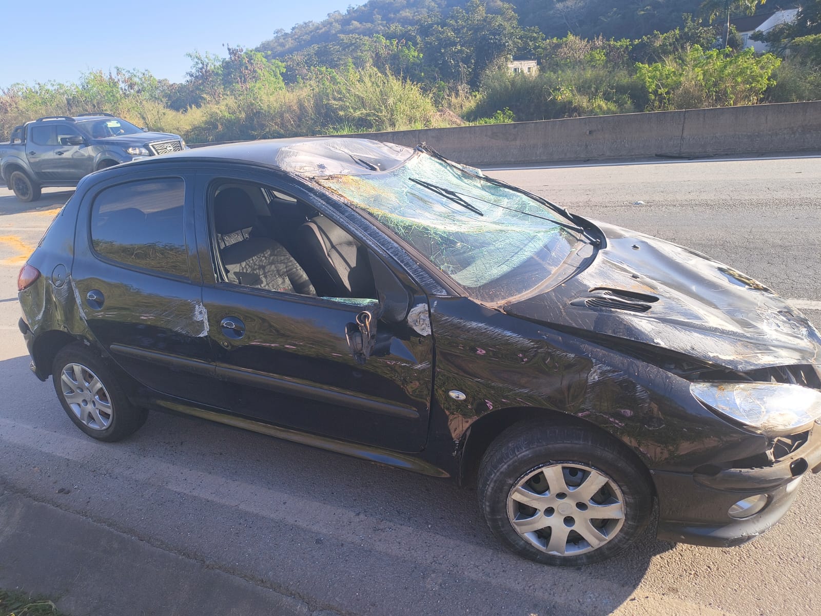 Dois acidentes são registrados em sequência na MG-050, em Divinópolis
