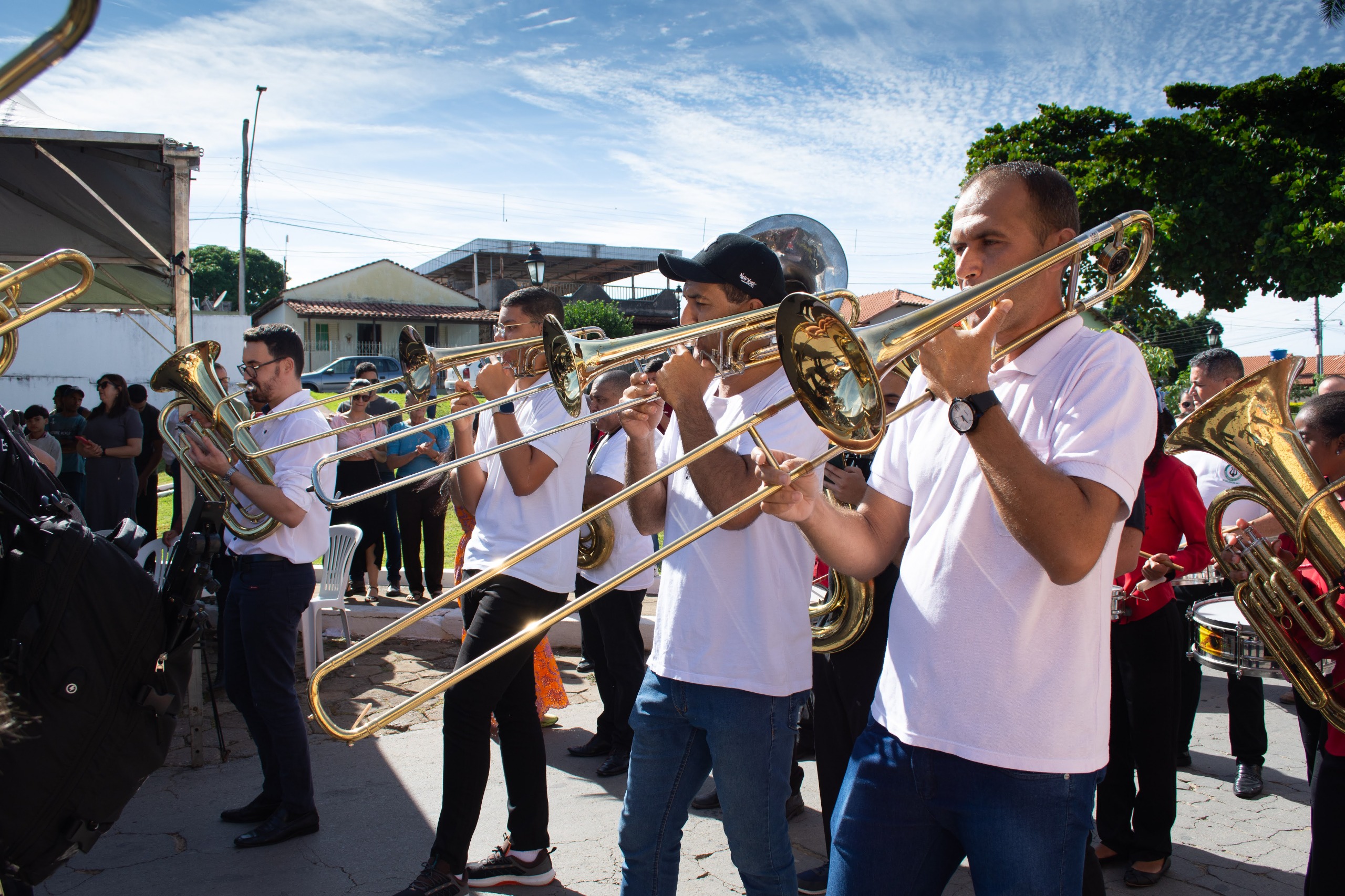 Lira abre inscrições  para aulas gratuitas de instrumentos musicais 