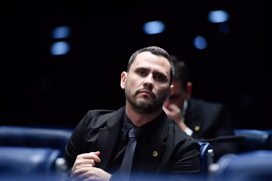 Partido aguarda Cleitinho Azevedo para definir nome ao governo
