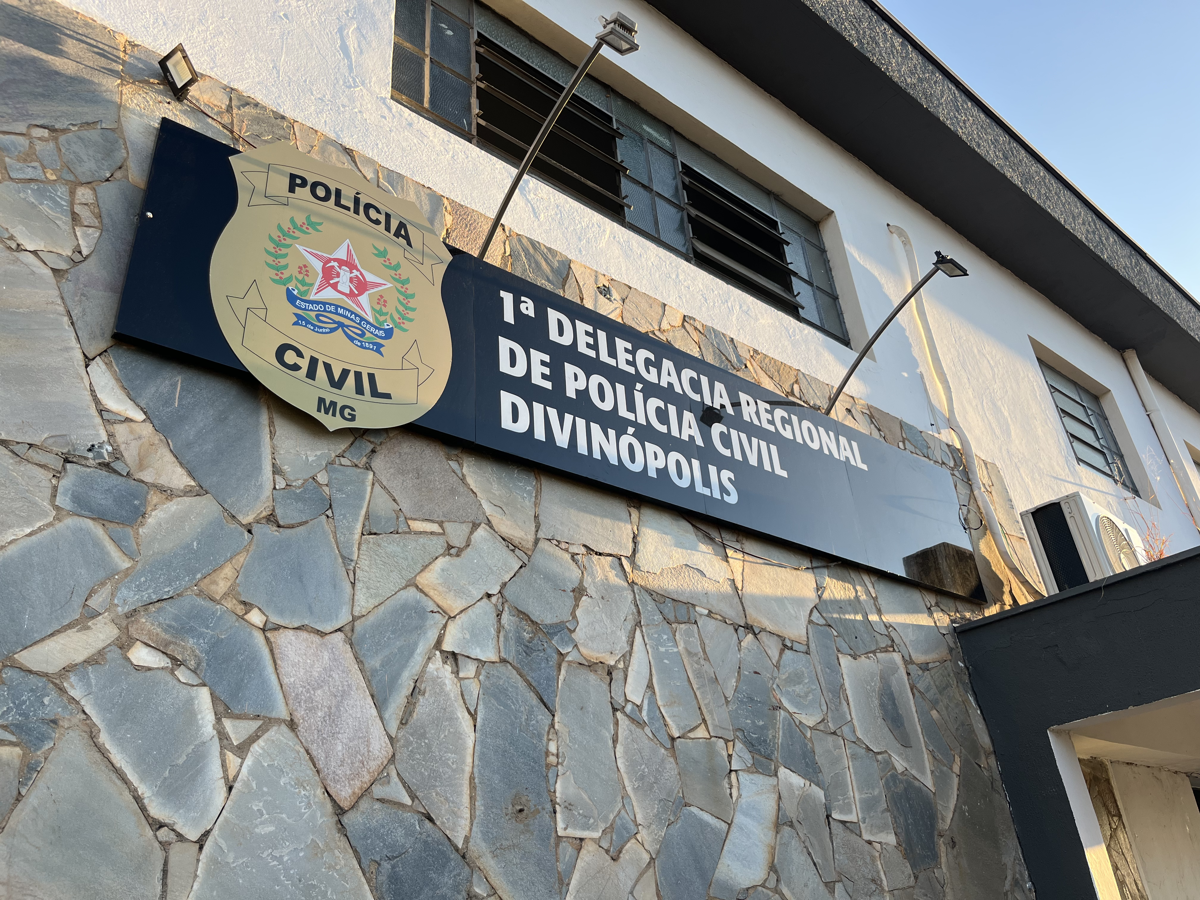 EXCLUSIVO: Homem é preso em flagrante ao tentar aplicar golpe do pix em loja de joias de Divinópolis