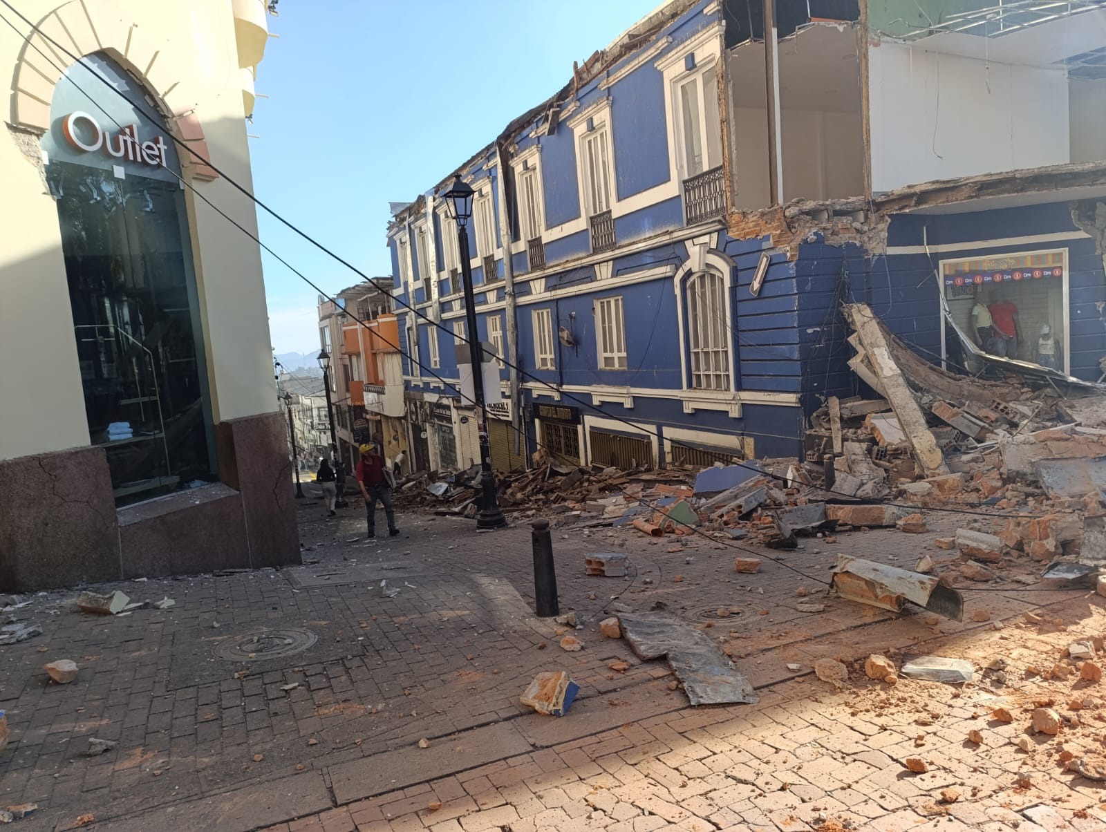 Terremoto de magnitude 7,4 atinge a Colômbia e deixa 24 mortos