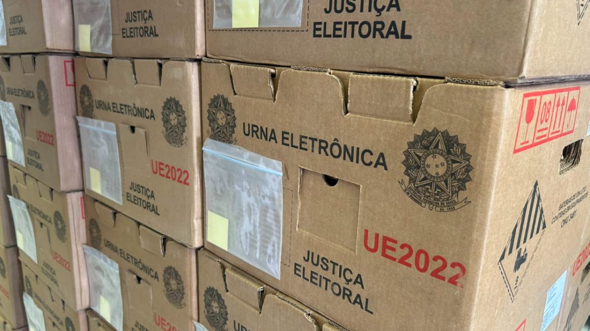 553 urnas que serão usadas nas Eleições 2026 chegam à região