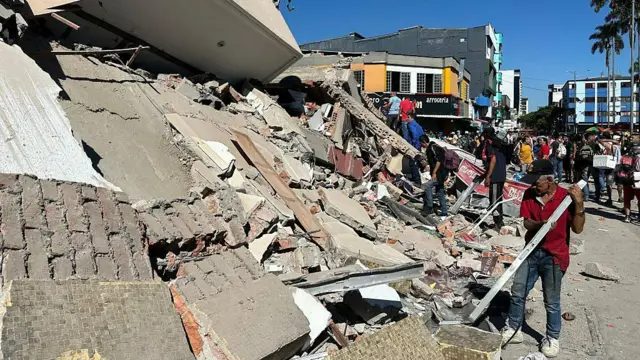 Terremoto na Colômbia já matou mais de 250 pessoas