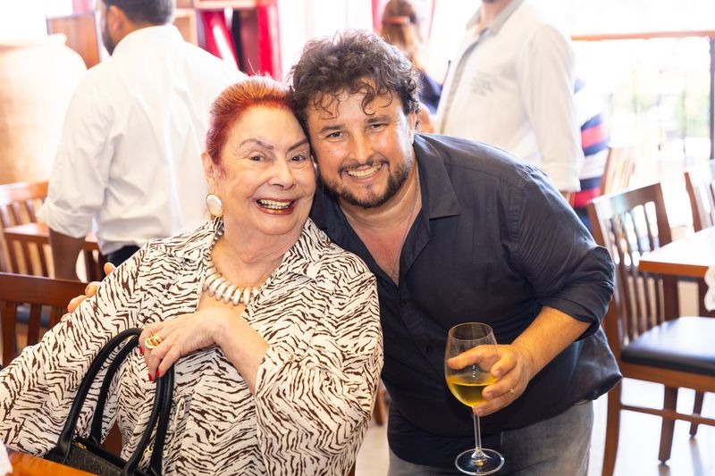 Feijoada & Roda de Samba