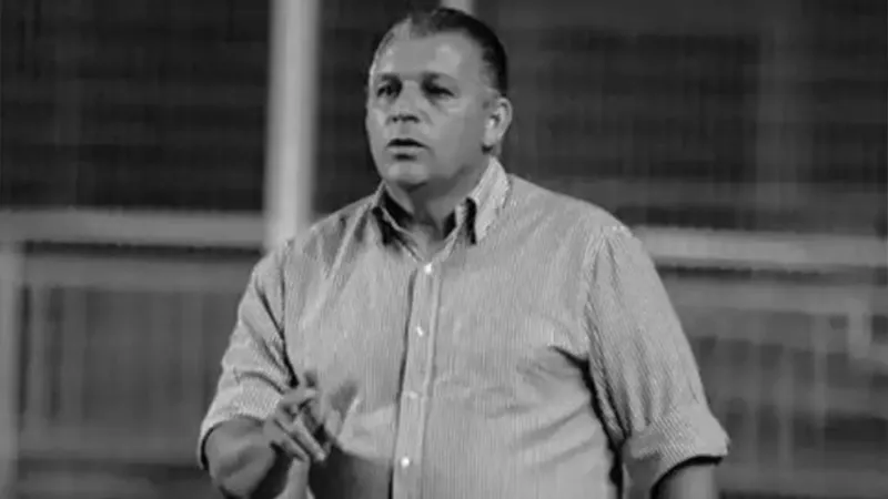 ‘Rei do Acesso’, técnico Zé Humberto morre após passar mal em treino do Nova Lavras