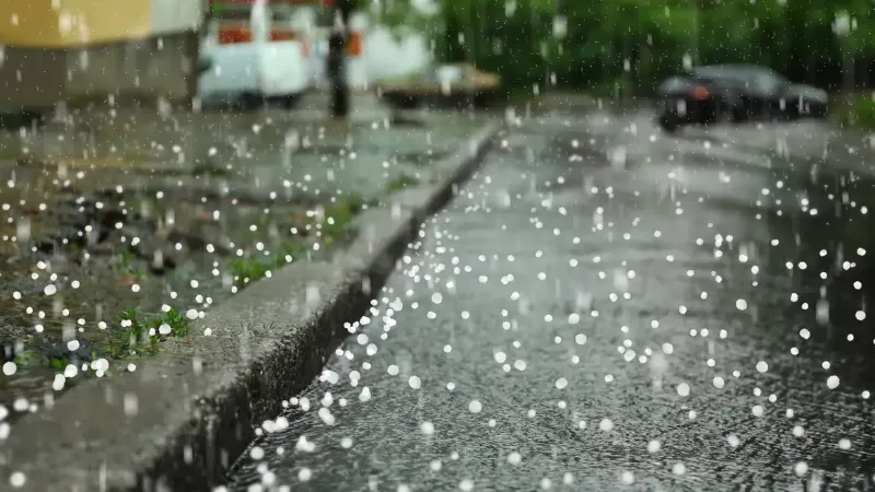 Divinópolis e outras 504 cidades de MG estão sob alerta para tempestade com granizo 