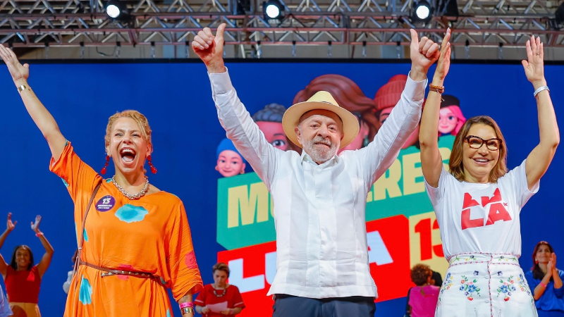 Lula volta a Minas Gerais para agenda de campanha e participa de encontro com mulheres em BH