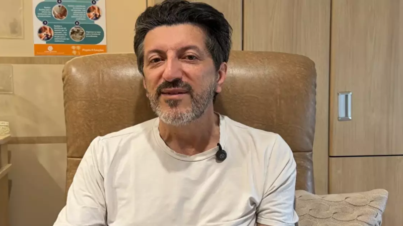 ‘Vou ser o primeiro a controlar essa doença no mundo’, diz Lito Sousa em novo vídeo após diagnóstico
