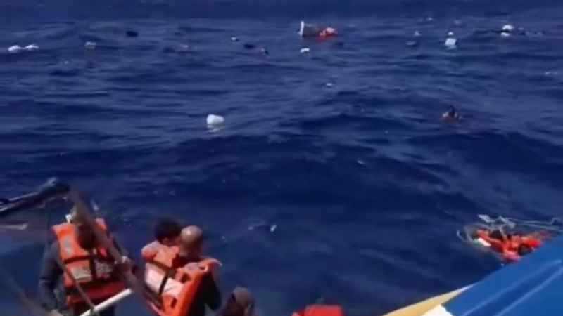 Barco com cerca de 270 pessoas naufraga perto de Chipre e deixa ao menos sete mortos