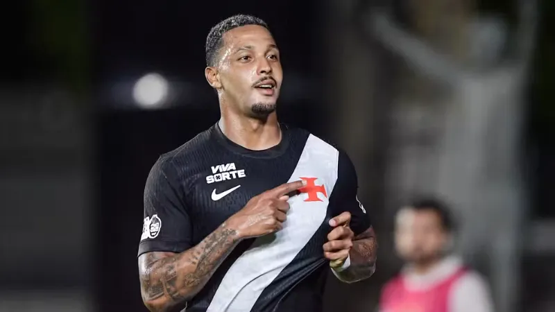 Depois de marcar contra Cruzeiro, atacante David do Vasco é alvo de investigação policial