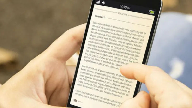 Brasileiros leem cada vez mais pelo celular, revela pesquisa