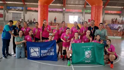 Escola de Esporte Raça brilha na disputa do handebol dos Jeds