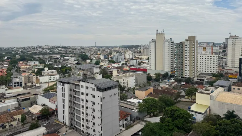 Divinópolis entra em alerta para tempestades com chuva forte, vento e granizo