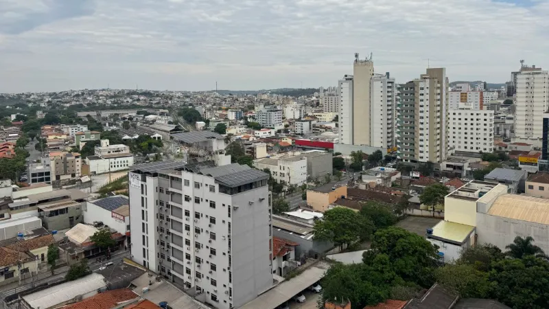 Chuva ganha força em Divinópolis e muda o tempo nos próximos dias