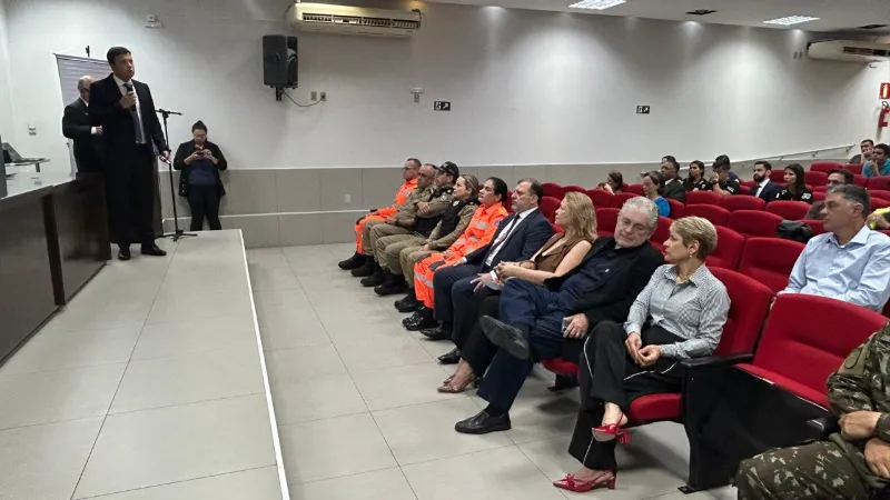 Acasp celebra 27 anos de atuação com homenagens às forças de segurança 