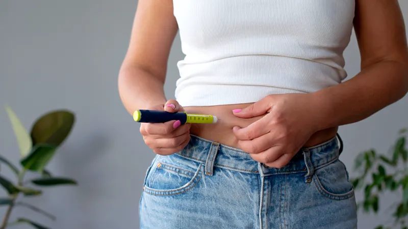 Anvisa investiga 13 suspeitas de perda de visão por uso associado a canetas para diabetes e obesidade 