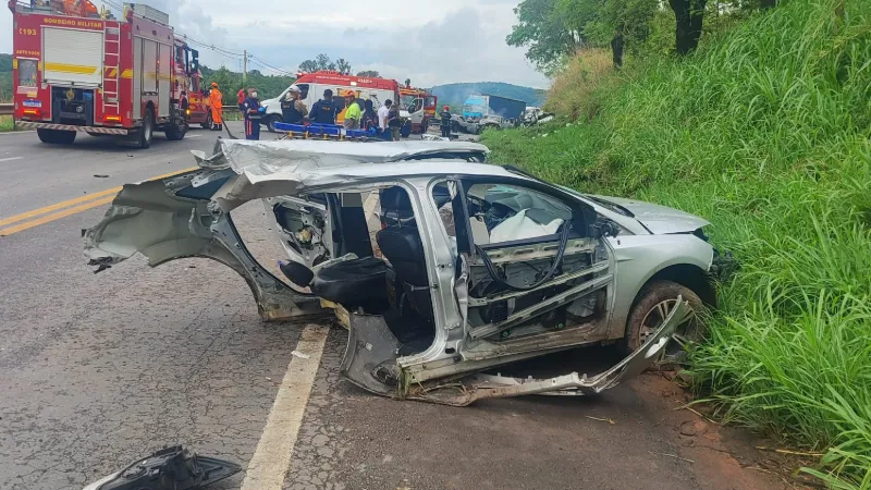 Fim de semana é marcado por acidentes graves na MG-050