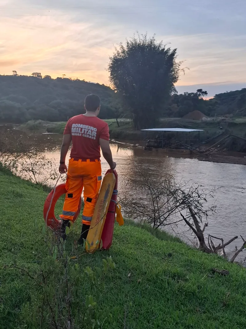 Jovem morre afogado em poço do Rio Jacaré, em Oliveira