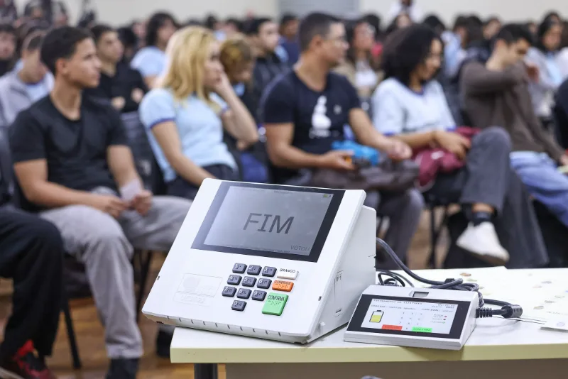 Urnas eletrônicas são auditadas antes do segundo turno; entenda como funciona