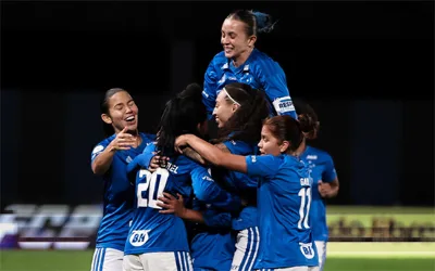 Cruzeiro goleia Libertad e garante vaga na semifinal da Libertadores Feminina