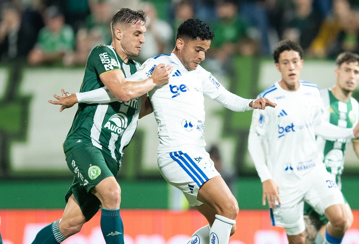 Após 0 a 0 na ida, Cruzeiro recebe Chapecoense em busca de se classificar na Copa do Brasil